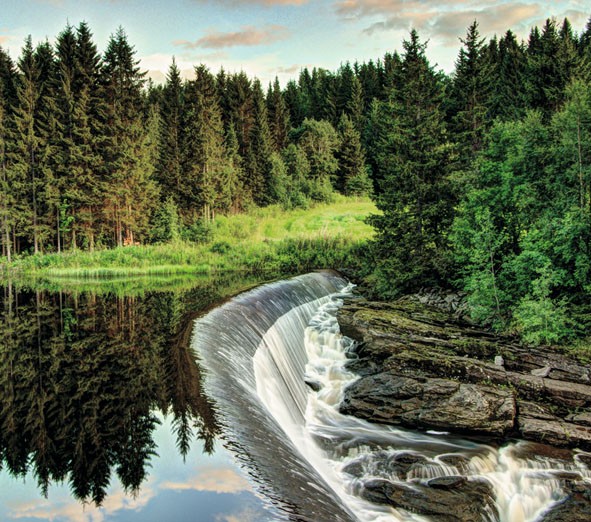 Фотообои бумажные 12л Зеркальная гладь 294*260 (10) №275